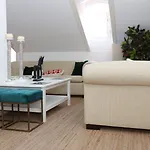 Botanic Views 3*